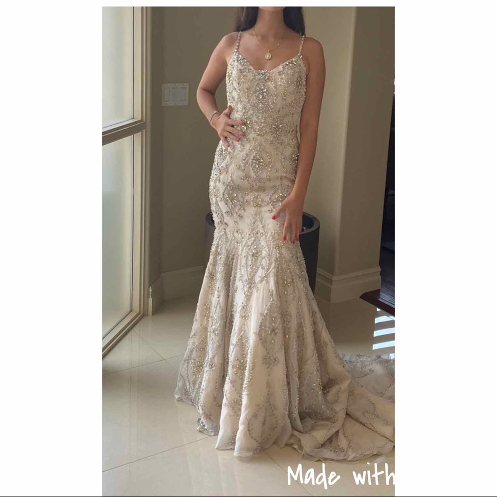 Stephen Yearick Bridal Gown ivory Size 2 - Picture 3 of 8